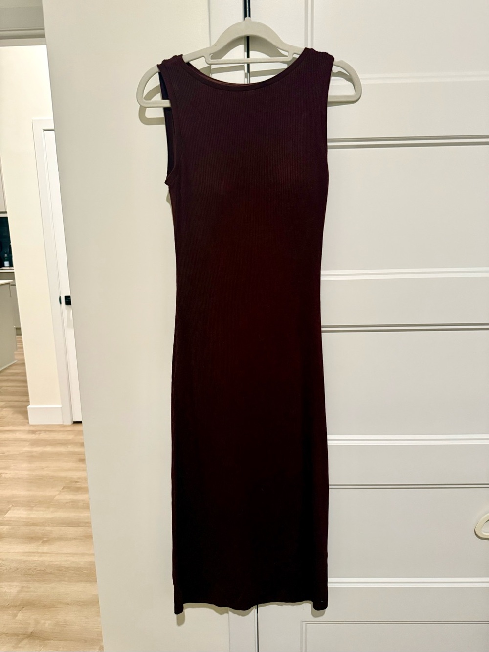 Uniqlo Padded Ribbed Maxi Dress - Burgundy